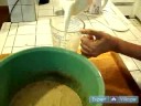 Nasıl Ekmek Puding Yapmak: Ekmek Puding Süt Ekleme
