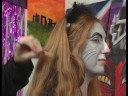 Cadılar Bayramı İçin Seksi Kedi Kostümü Nasıl Yapılır : Seksi Kedi Kostümü İçin Saç Glitter Uygulamak İçin Nasıl  Resim 3
