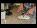 Nasıl Çift Kişilik Vanilya Latte Olun: Nasıl Bir Espresso Makinası Sepeti Çift Kişilik Bir Vanilya Latte İçin Bastırıp Sıkıştırmak İçin Resim 3