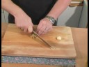 Nasıl Kremalı Mantar Çorbası Yapmak: Bruschetta Hazırlamak Resim 3