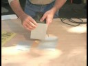 Kullanarak Ve Taşınabilir Bir Elektrik Sander Temizleme: Nasıl Bir Elektrik Sander Zımpara Yüklemek İçin Resim 4