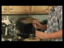 Nasıl Çift Kişilik Mocha Yapmak: Bir Çift Kişilik Mocha İçin Bir Espresso Makinesi Kullanmayı Resim 4