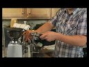 Nasıl Çift Kişilik Vanilya Latte Olun: Nasıl Kahve Espresso Makinesi Sepet İçinde Tek Kişilik Bir Vanilya Latte İçin Yerleşmek İçin Resim 4