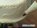 Nasıl Katmanlı Bir Pasta Yapmak : Son Kat Bir Pasta Süsleme  Resim 4