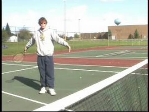 Ara Tenis Dersleri: Forehand Net Tenis Oynuyor. Resim 1