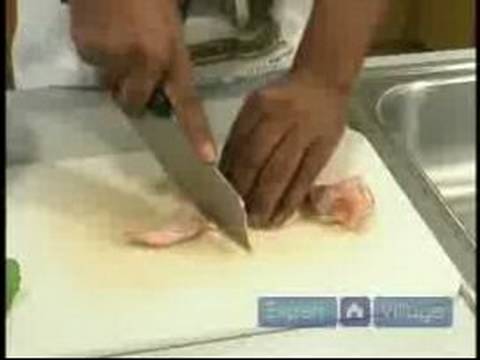 Creole Barbekü Tavuk Kanatları İçin Kanatlarını Kesmek İçin Nasıl Tavuk Kanadı Barbekü Tarzı Creole Yapma : 