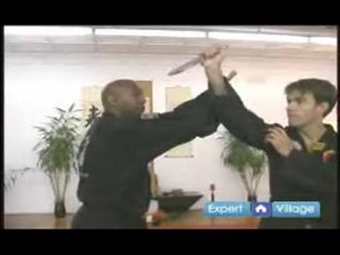 Hapkido Silah Nasıl Kullanılır : Fan Hapkido Savunma Teknikleri  Resim 1