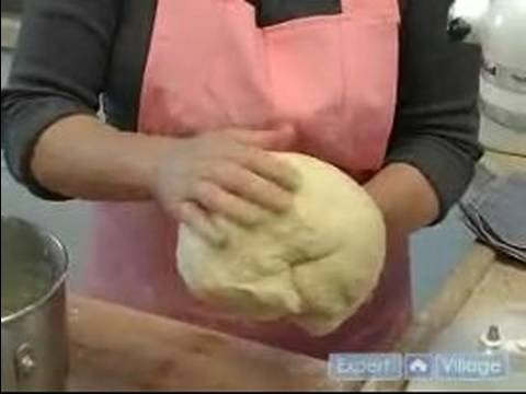 Nasıl Geleneksel Shabbat Ekmeği Bir Ekmek Pişirmek İçin : Shabbat Ekmeği Hamur Yükselmeye Hazırlamak  Resim 1