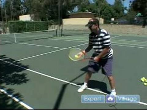 Yeni Başlayanlar İçin Tenis İpuçları : Nasıl Bir Damla Teniste Atış İsabet  Resim 1