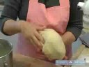 Nasıl Geleneksel Shabbat Ekmeği Bir Ekmek Pişirmek İçin : Shabbat Ekmeği Hamur Yükselmeye Hazırlamak  Resim 3