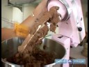 Badem Nasıl Yapılır Ve Çikolatalı Kurabiye : Üçlü Çikolatalı Kurabiye İçin Karıştırma Hamur  Resim 4