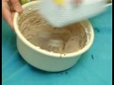 Nasıl Mocha Dolgulu Harika Bir Kek : Mocha Merak Pasta İçin Krema İçin Tereyağı Ve Çikolata Karıştırma  Resim 4