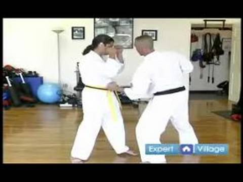 Acemi Kyokushin Karate Teknikleri : Kyokushin Karate Kyokushin Vücut Darbeler Öğrenin 