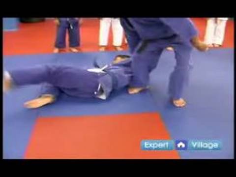 Çocuklar İçin Judo : Çocuklar İçin Judo Yan Ayak Süpürme  Resim 1