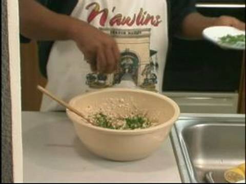 Creole Karides Yengeç Salatası Tarifi : Creole İçin Maydanoz Ekleyerek Yengeç Salatası Karides  Resim 1