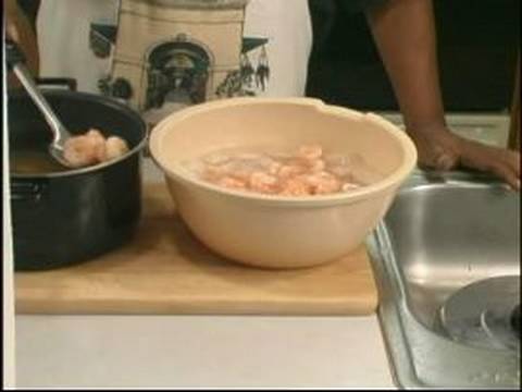Creole Karides Yengeç Salatası Tarifi : Karides Creole İçin Ürpertici Yengeç Salatası Karides  Resim 1