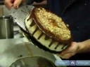 Nasıl Bir Cheesecake Kek Süslemek İçin : Bir Cheesecake Kapalı Tava Almak  Resim 4