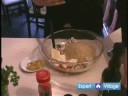 Nasıl Yengeç Kek Yapmak İçin : Yengeç Kek Karışımı Mayonez Ve Ekmek Kırıntısı Ekleyerek  Resim 4
