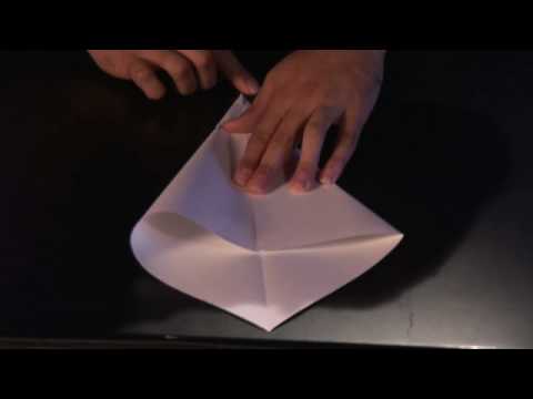 Kağıttan Bir Uçak Yapmak İçin Nasıl Origami Desen Basit :  Resim 1