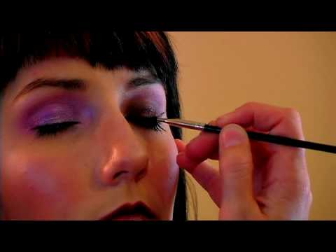 Makyaj Ve Güzellik İpuçları: Gotik Eyeliner İpuçları Resim 1