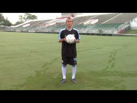 Futbol Nasıl Oynanır : Futbol Topu Punt Kick Nasıl 