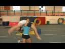 Jimnastik Hareketleri : Nasıl Bir Geri Perende Atma Yapmak  Resim 4