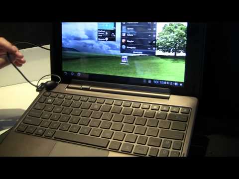 Asus Padfone Mwc 2012 (Tüm-İçinde-Bir Telefon + Tablet + Laptop) Uygulamalı